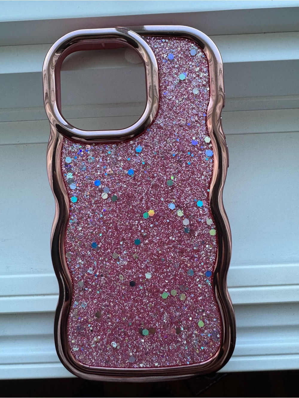 Wavy Glittery Pink iPhone 15 Pro Max Case